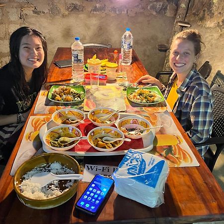 Ella Kumi Hostel Kültér fotó