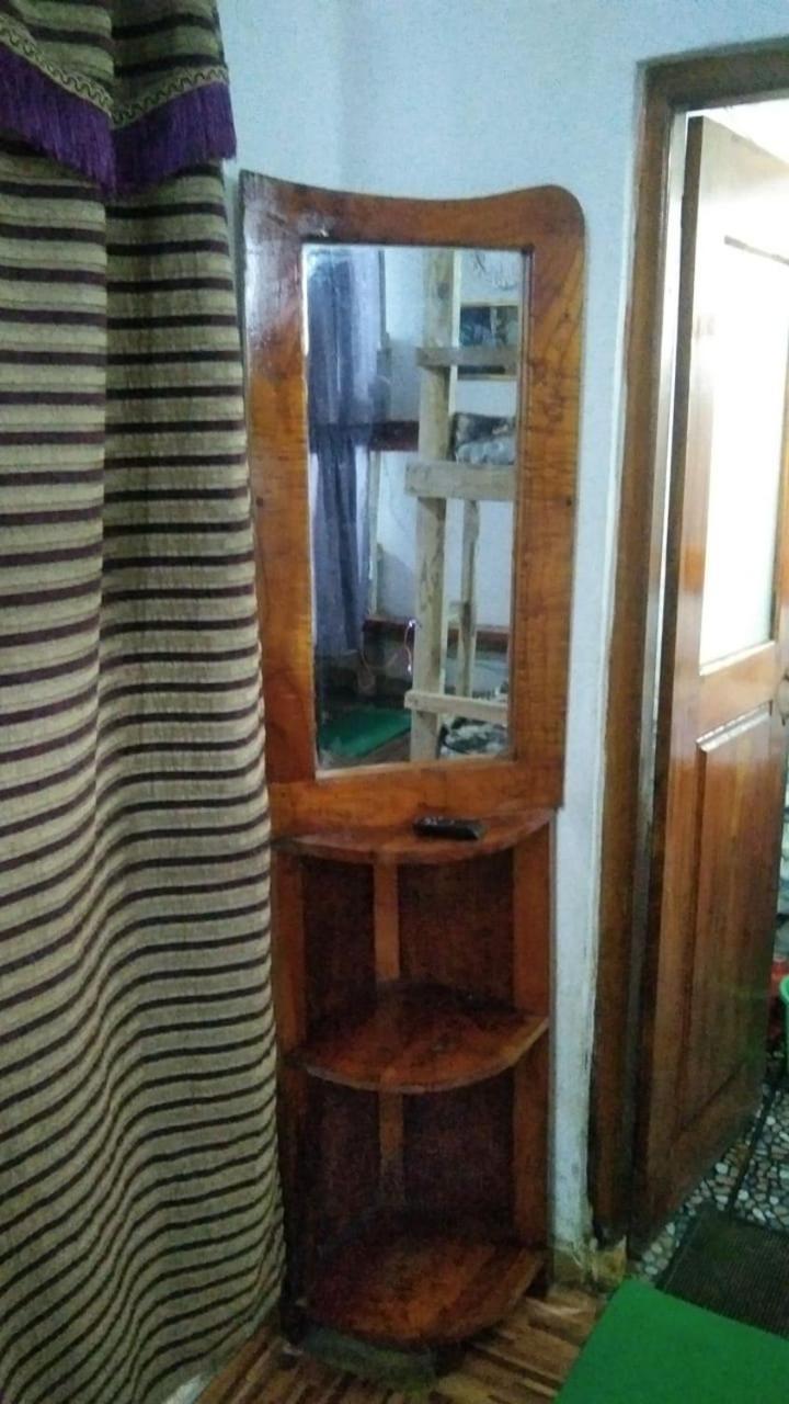 Ella Kumi Hostel Kültér fotó