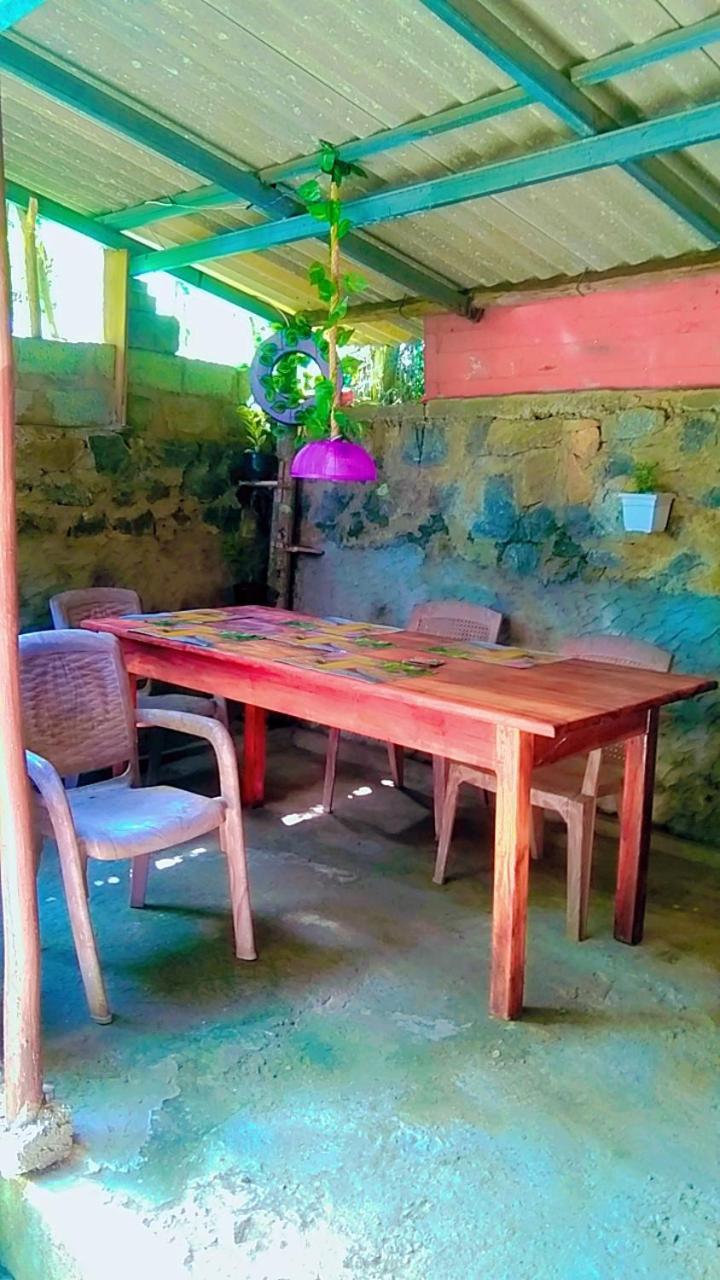 Ella Kumi Hostel Kültér fotó